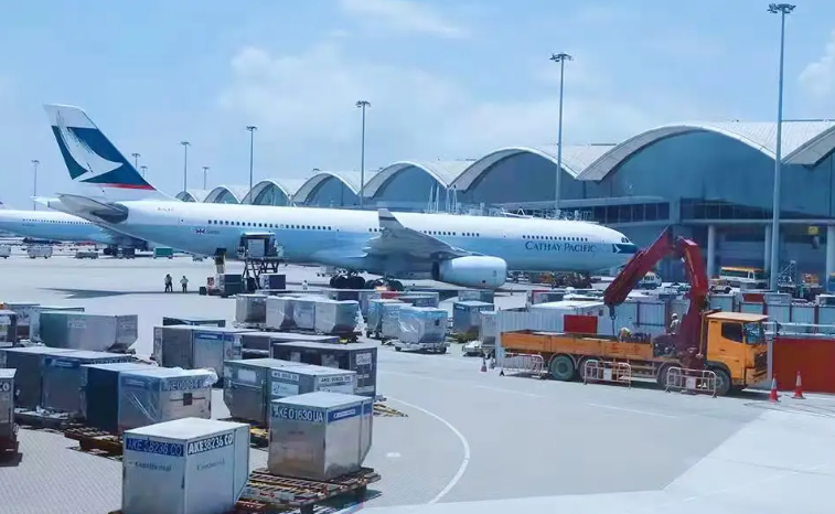 西安 — 阿拉木图国际空运新枢纽复航，全货运航线助力贸易升级